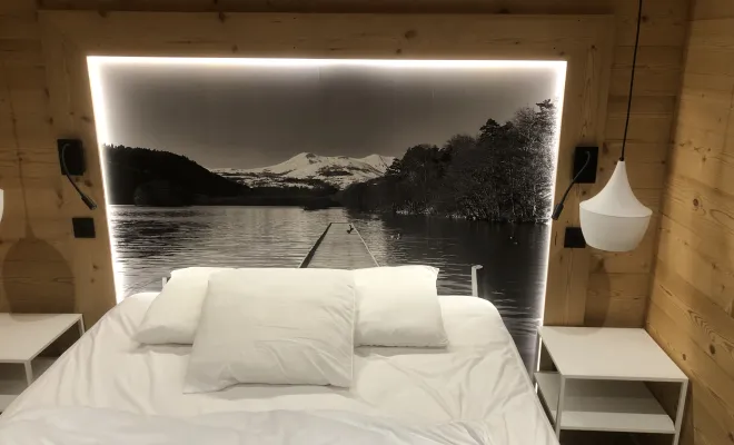 Installation de bandeaux LED pour des têtes de lit dans un chalet à Murol, Aigueperse, AD Électricité